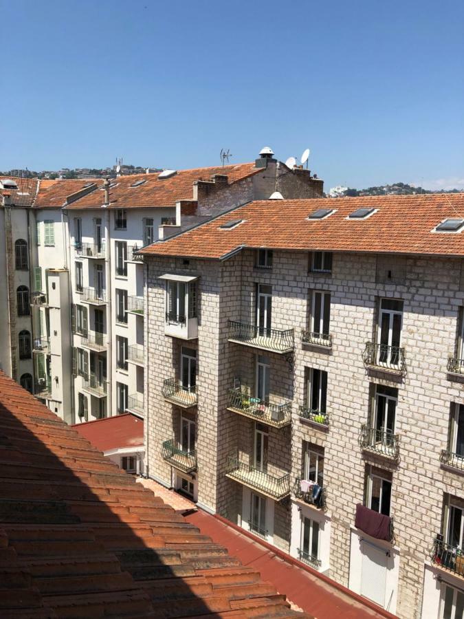 F2 Centre - Gare Apartment *